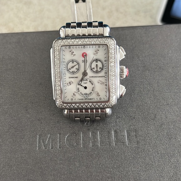 Silver Deco diamond bezel pearl face - Picture 10 of 12